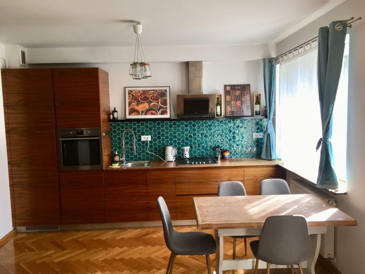 Cracow Moods At Batorego 19 Krakow